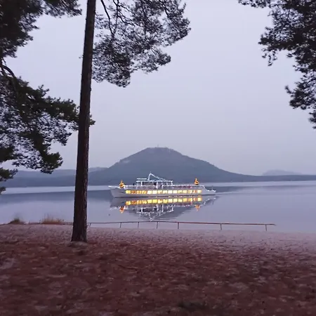 Konukevi Diana Machovo Jezero