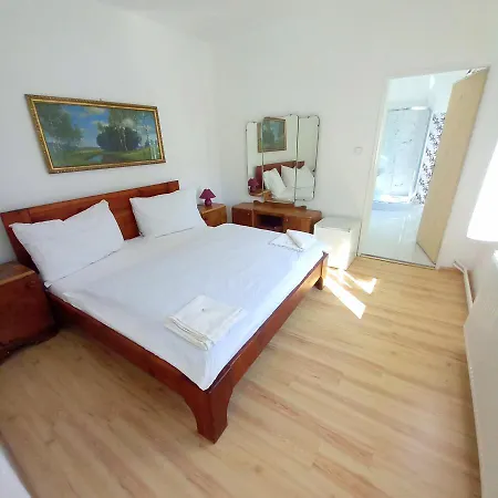 Diana Machovo Jezero Konukevi 3*
