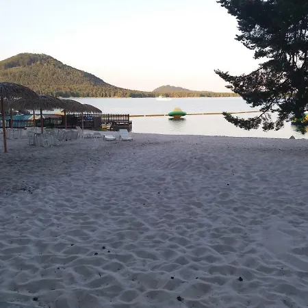 Diana Machovo Jezero Konukevi Staré Splavy