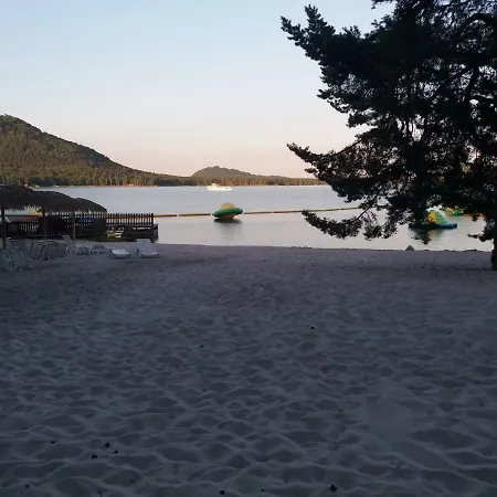Konukevi Diana Machovo Jezero
