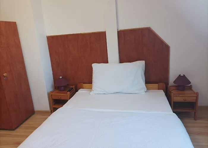 Diana Machovo Jezero בית הארחה