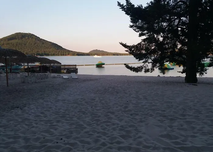 בית הארחה Diana Machovo Jezero