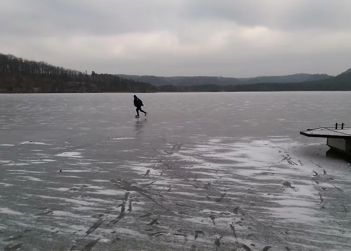בית הארחה Diana Machovo Jezero 3*